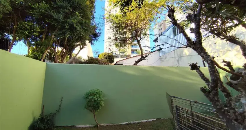 Casa com 2 quartos à venda na Rua Dona Martinha, Santana, São Paulo