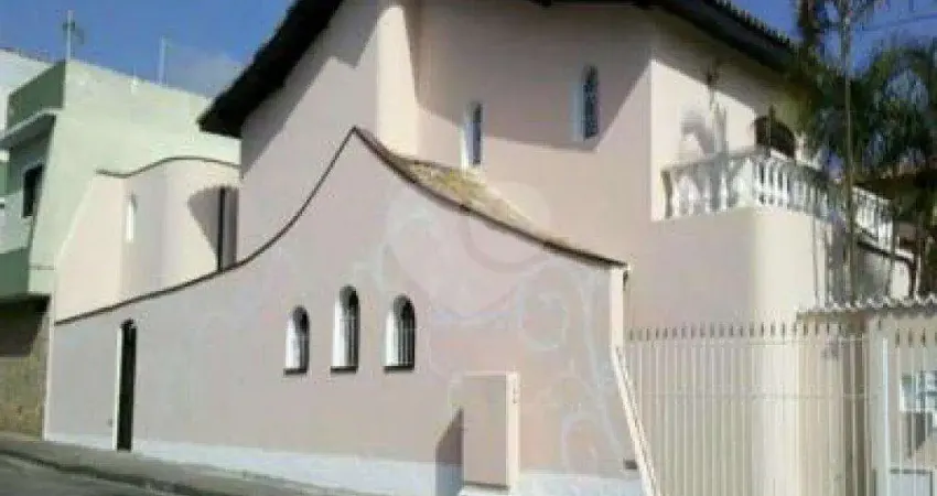Casa com 3 quartos à venda na Rua Virgínia, 16, Vila Carrão, São Paulo