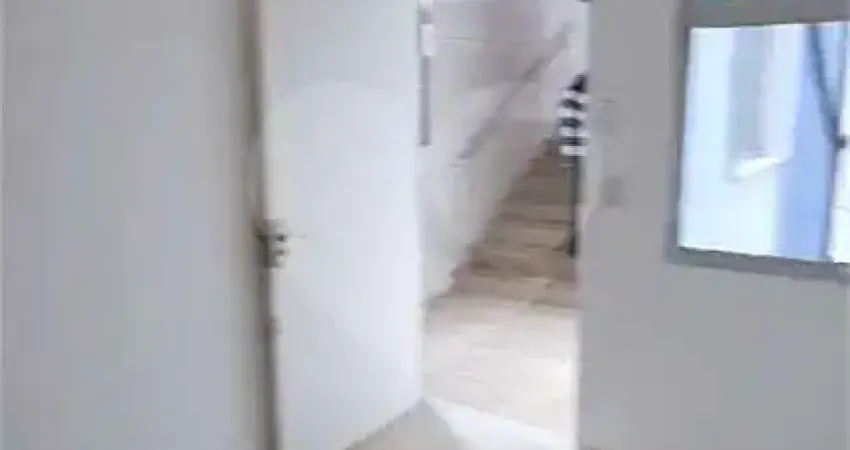 Apartamento de 42 metros 2 dorm 1 banheiro e 1 vaga de garagem