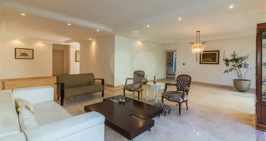 CASA À VENDA COM 3 QUARTOS EM ALTO DE PINHEIROS