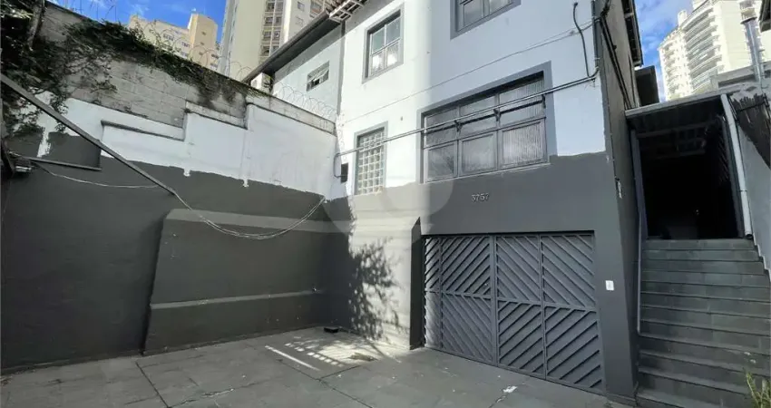 Casa Comercial - Próximo ao Metrô - Brooklin - Campo Belo - Venda / Compra / Aluguel / Locação