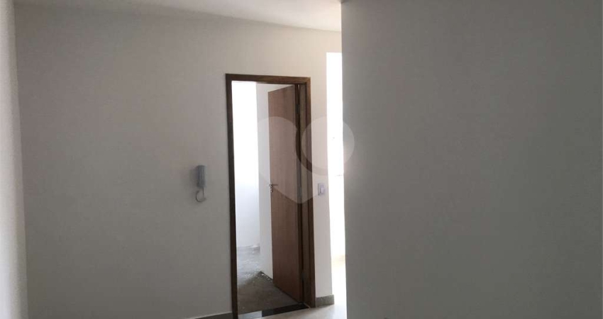 Apartamento, 02 dormitórios, Carandiru!