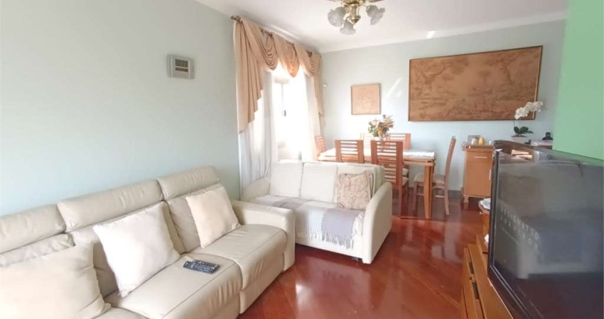 Apartamento com 3 quartos à venda na Rua Teodureto Souto, 922, Cambuci, São Paulo