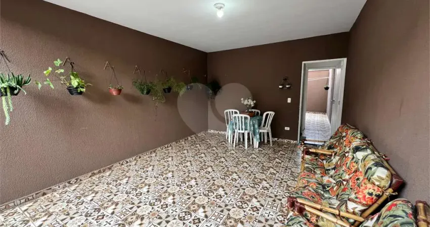 Casa com 2 quartos à venda na Travessa Anelito Volpe, 55, Vila Guilherme, São Paulo