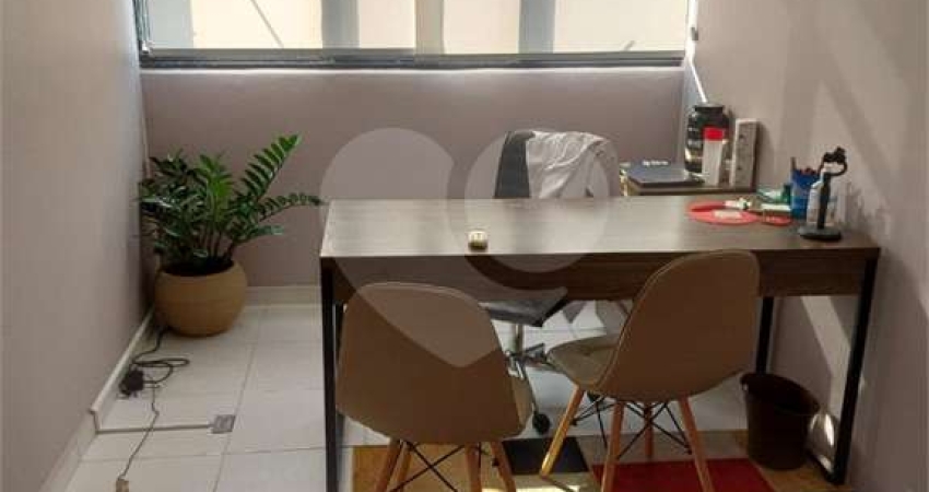 Sala comercial a venda em Pinheiros