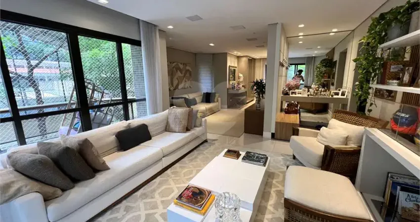 Apartamento com 4 quartos à venda na Rua Jesuíno Arruda, 325, Itaim Bibi, São Paulo