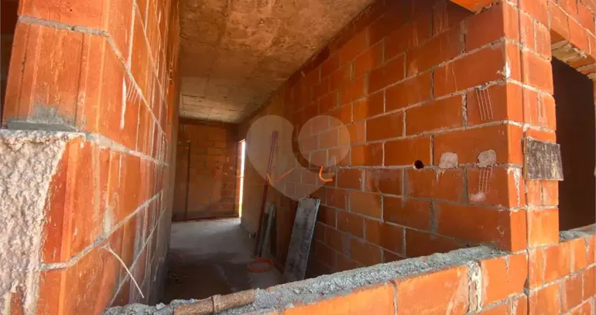 APARTAMENTO À VENDA VILA NOVA MAZZEI - 02 DORM -01 VAGA - QUINTAL PRIVATIVO