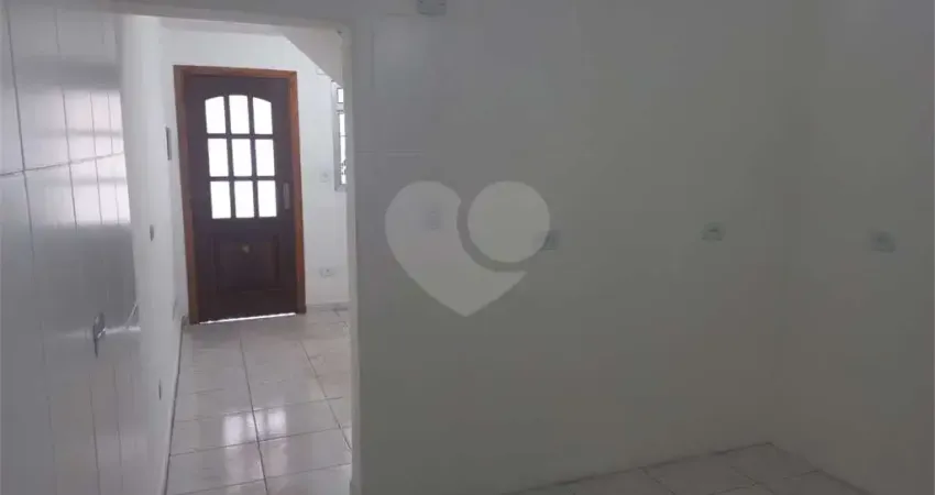 Casa com 2 quartos à venda na Rua Dentista Barreto, 771, Vila Carrão, São Paulo