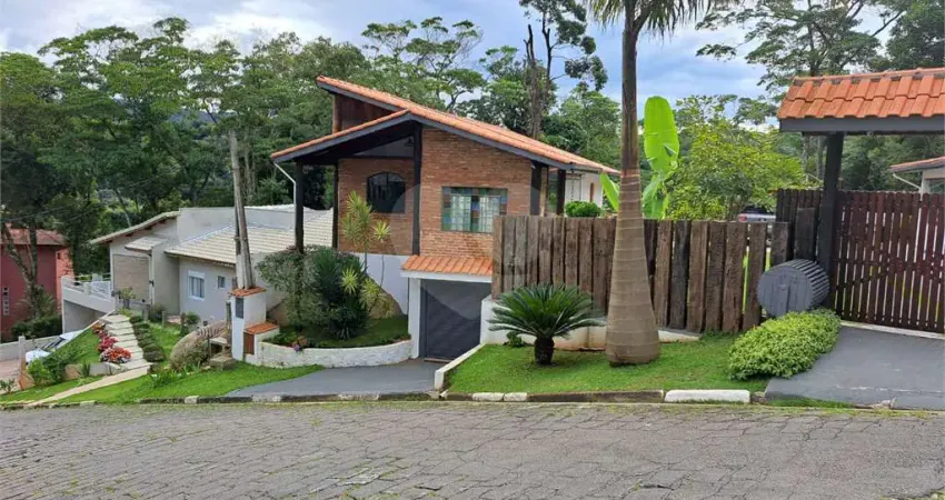 Casa com 5 quartos à venda na Rua Tatuí, Santa Inês, Caieiras