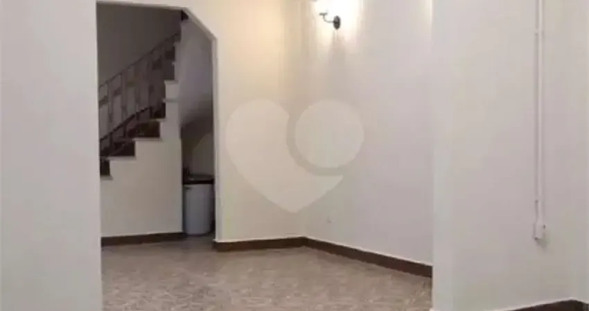Sobrado à venda | 120 m² | 3 dormitórios | 1 vaga no Bom Retiro!