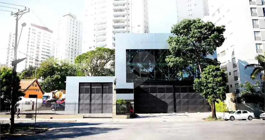 Prédio para alugar na Praça Sargento Tranqüilino Santana, 08, Mandaqui, São Paulo