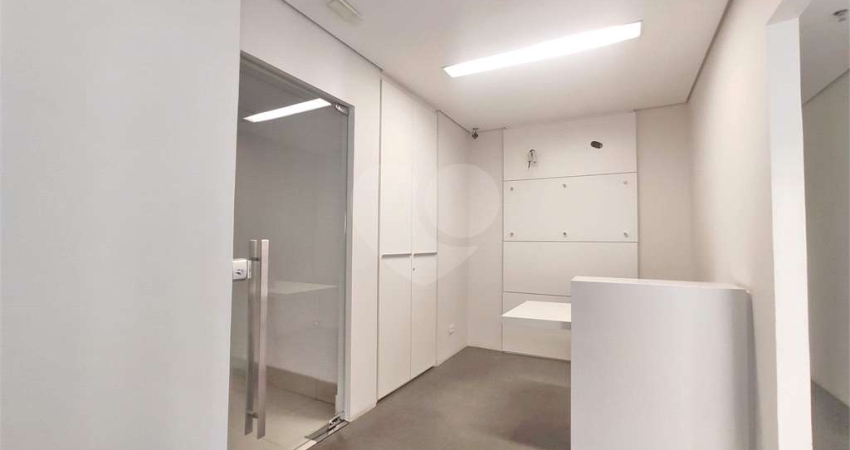 Salas Comercial para locação em PINHEIROS com 41 m²