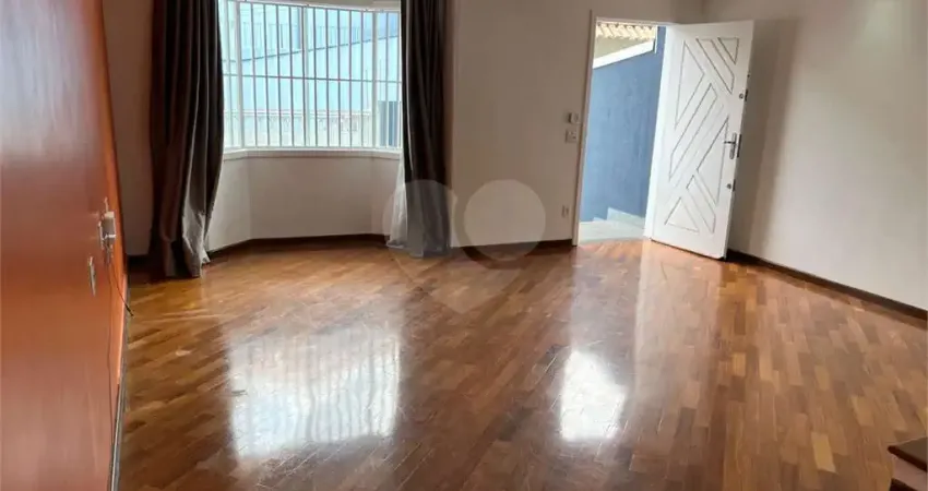 Casa com 3 dormitórios a venda no Jardim Arnoni