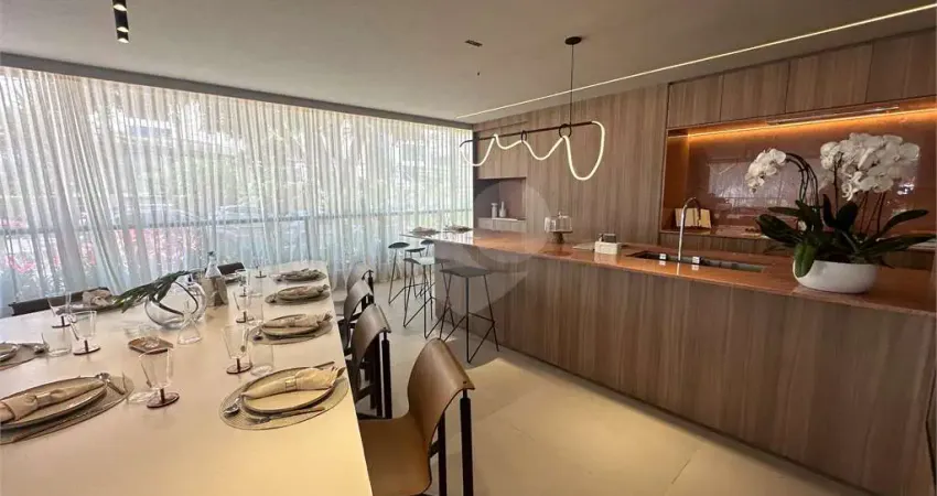 Apartamento com 4 quartos à venda na Avenida Ibirapuera, Moema, São Paulo