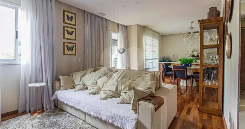 Apartamento na Vila Mariana  3 suítes, varanda gourmet, reformado, lazer completo próximo ao metrô