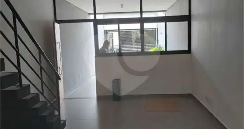 Casa com 3 quartos para alugar no Tatuapé, São Paulo 