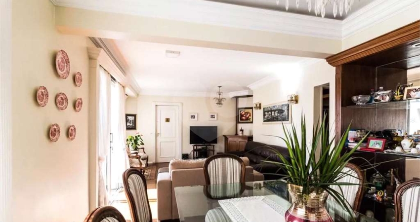 Apartamento com Vista Panorâmica - 130m², Mobiliado e 3 Vagas de Garagem