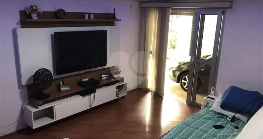 Casa com 3 quartos à venda na Rua Alexandre Danel, 17, Imirim, São Paulo
