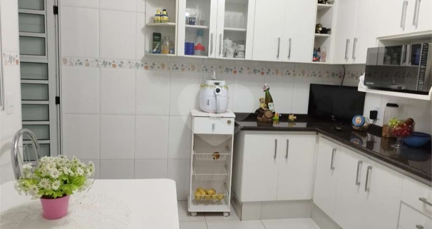 SOBRADO 2 QUARTOS  NA CACHOEIRINHA