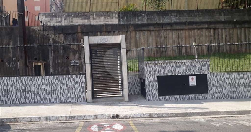 Apartamento com 2 quartos à venda na Rua César Augusto Costalonga Varejão, 300, Jaraguá, São Paulo
