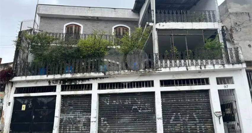 Sobrado para alugar no Parque Casa de Pedra - Tremembé - São Paulo - SP
