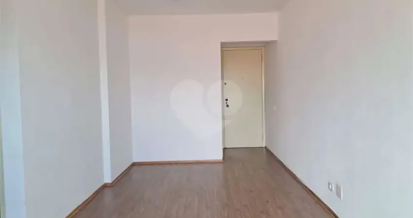 Imóvel de 57m² sala de estar com varanda, 2 quartos e 1 banheiro social, lazer Campo Belo