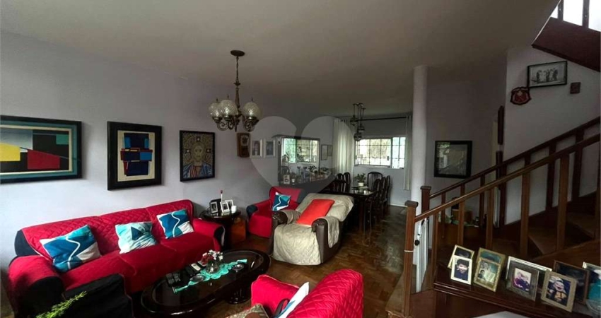Casa Residencial e Comercial em Pinheiros para Locação