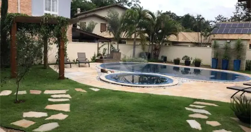 Casa com 4 quartos à venda na Alameda Cotovia, 384, Aldeia da Serra, Barueri