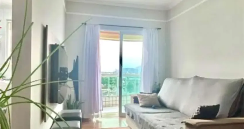Apartamento na Vila Caiçara