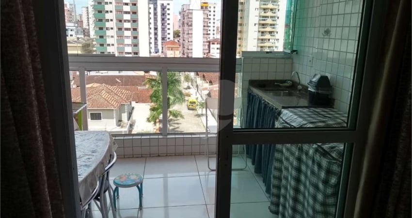 Excelente apartamento mobiliado a 400 metros da praia - Vila Tupi