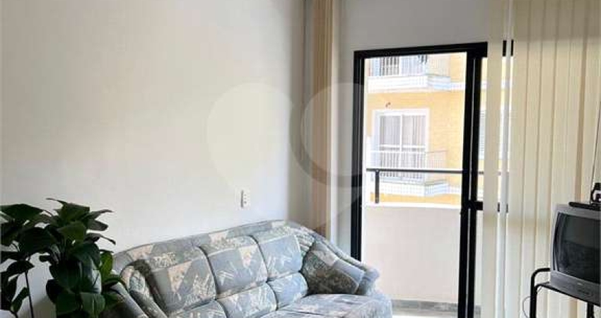 Apartamento à Venda no Condomínio Edifício Albatroz - Guarujá - Enseada