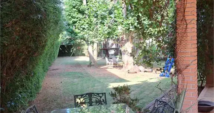 Casa com 4 quartos à venda no Horto Florestal, São Paulo