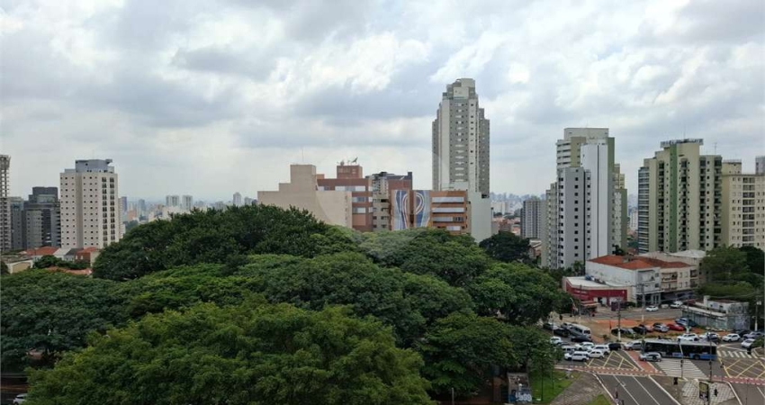 Studio na 24m² Vila Mariana