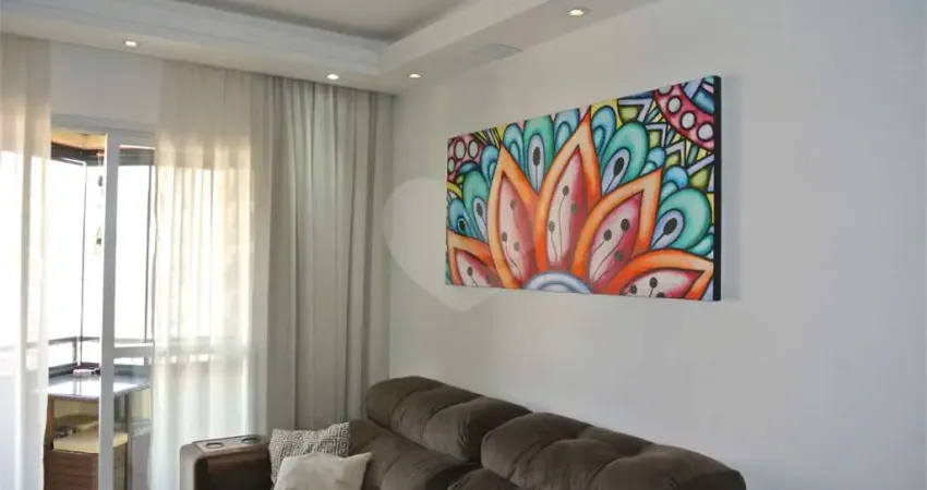 Apartamento com 3 quartos sendo 1 suíte - 2 vagas fixas - Bairro Santa Teresinha.