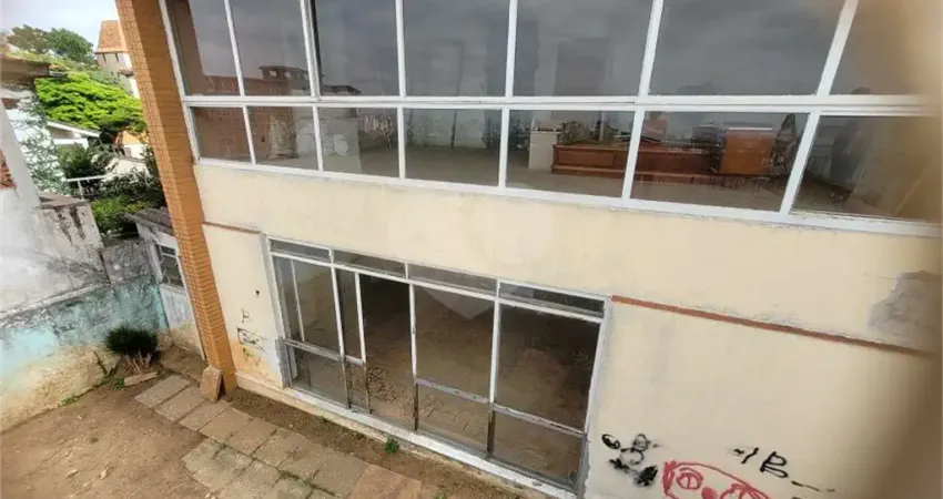 Sobrado Jardim São Bento com 3 Dormitórios