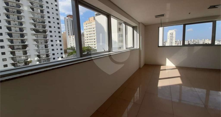 Sala comercial à venda na Rua Voluntários da Pátria, 2468, Santana, São Paulo