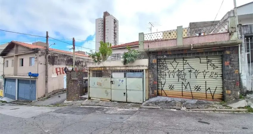 Casa Assobradada para Reforma ou Construção – Terreno de Esquina 11 x 20 vila Gustavo