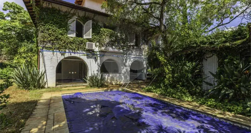 Casa com 4 quartos à venda em Alto de Pinheiros, São Paulo