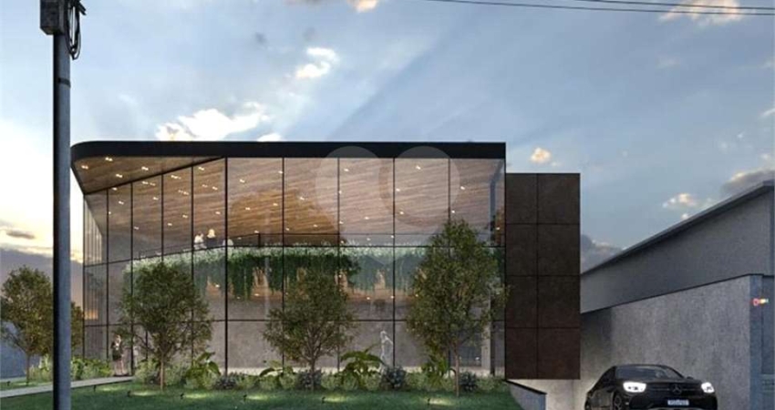 PRÉDIO COMERCIAL NA AV PACAEMBU