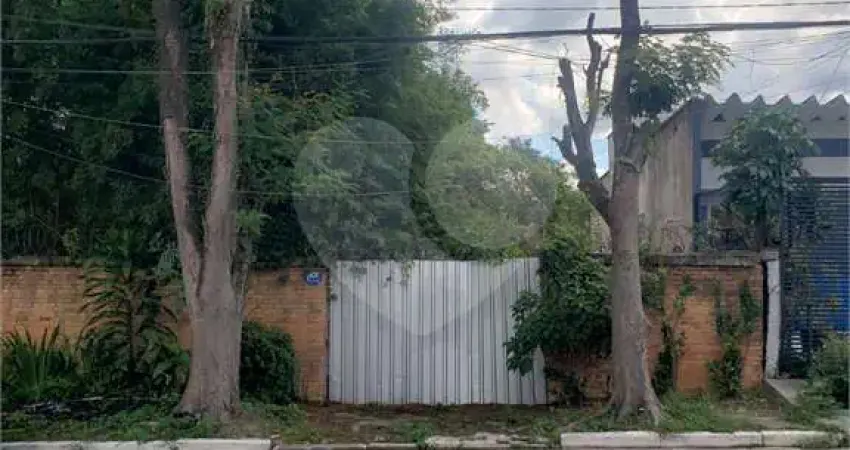 Terreno à venda na Rua Verona, Tremembé, São Paulo