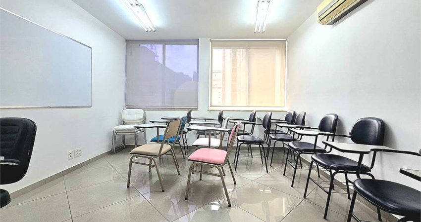 Sala comercial para venda com 1 sala grande 1 banheiro 1 vaga na Bela Vista São Paulo - SP