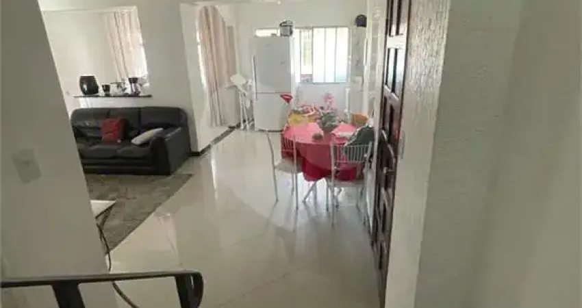 Casa com 3 quartos à venda na Rua Doutor Teixeira das Neves, 67, Tremembé, São Paulo