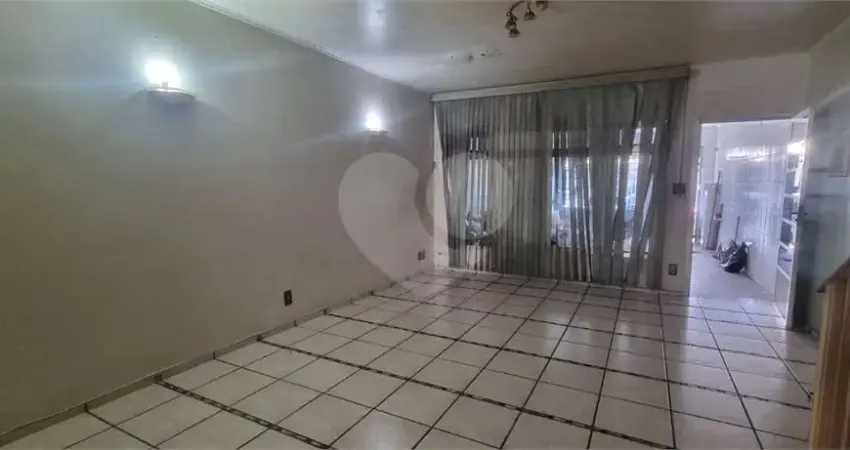 Casa com 3 quartos à venda no Horto Florestal, São Paulo