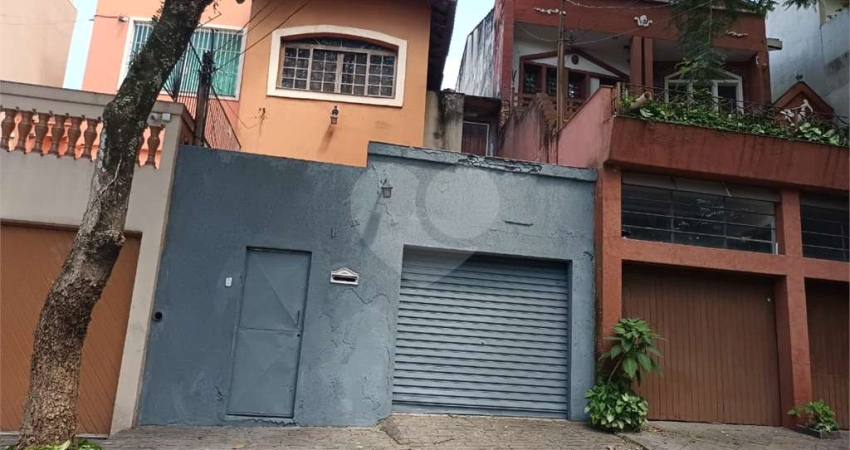 Excelente Oportunidade! Sobrado à Venda em Santana – Localização Privilegiada