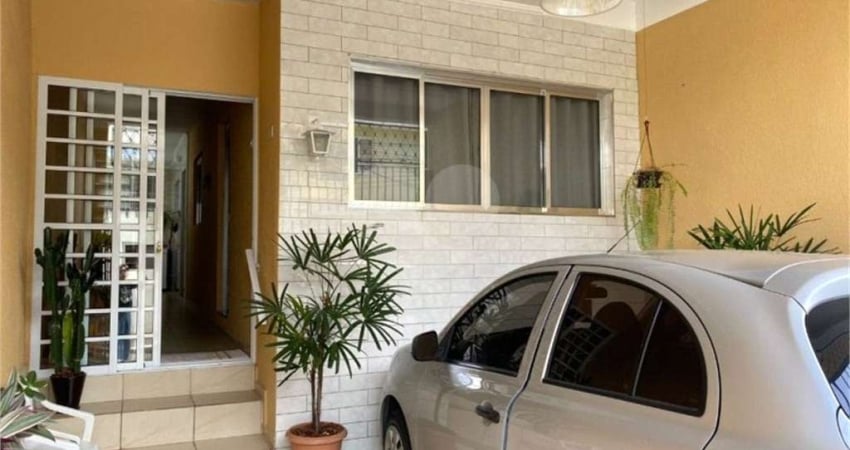 Sobrado à Venda | 3 Dormitórios ( 1 suite ) 2 vagas no Bairro do Limão