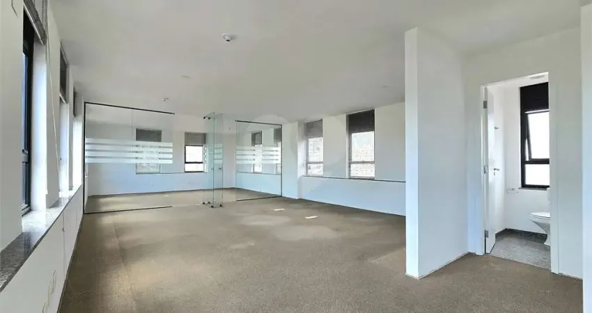 Sala comercial para locação com 2 salas 2 banheiros e ar-condicionado em Perdizes.