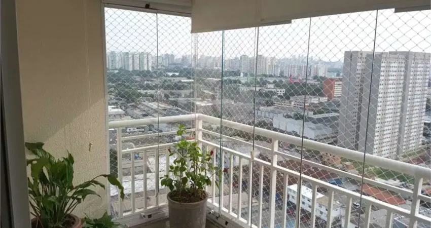 Apartamento de 78 m com 2 dormitórios no bairro do Limão
