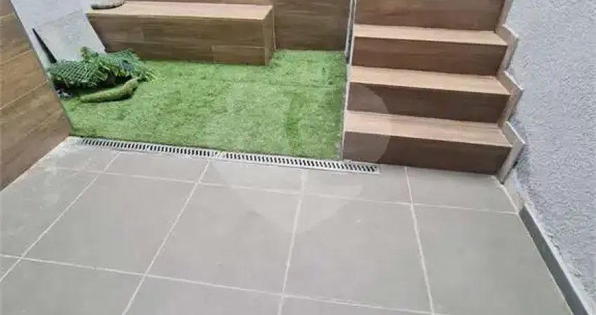 Casa com 3 quartos à venda na Rua Benedita, Parada Inglesa, São Paulo