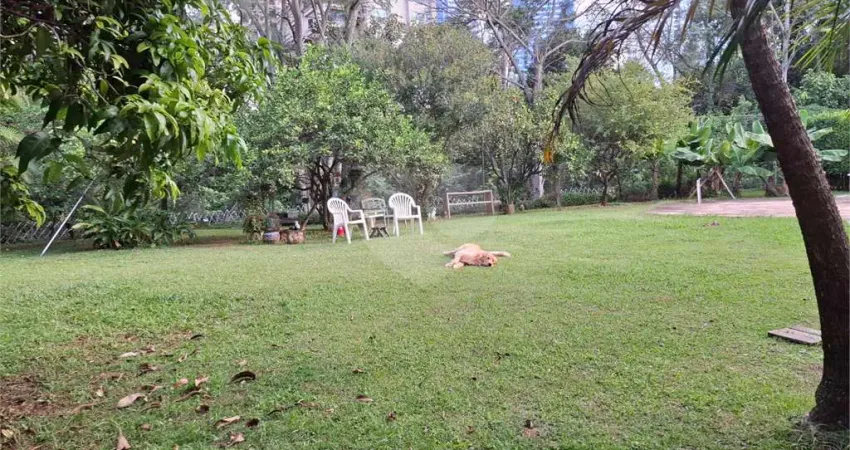 Terreno à venda no Alphaville, Santana de Parnaíba 