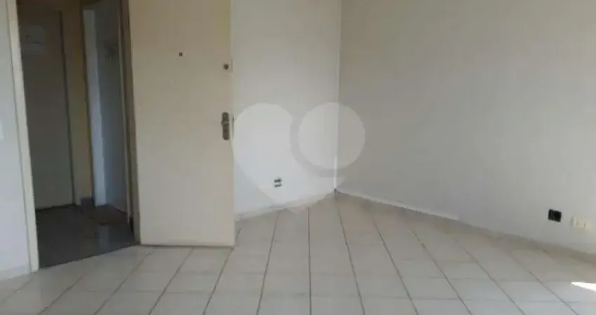 Sala comercial em Santana  33 m²
